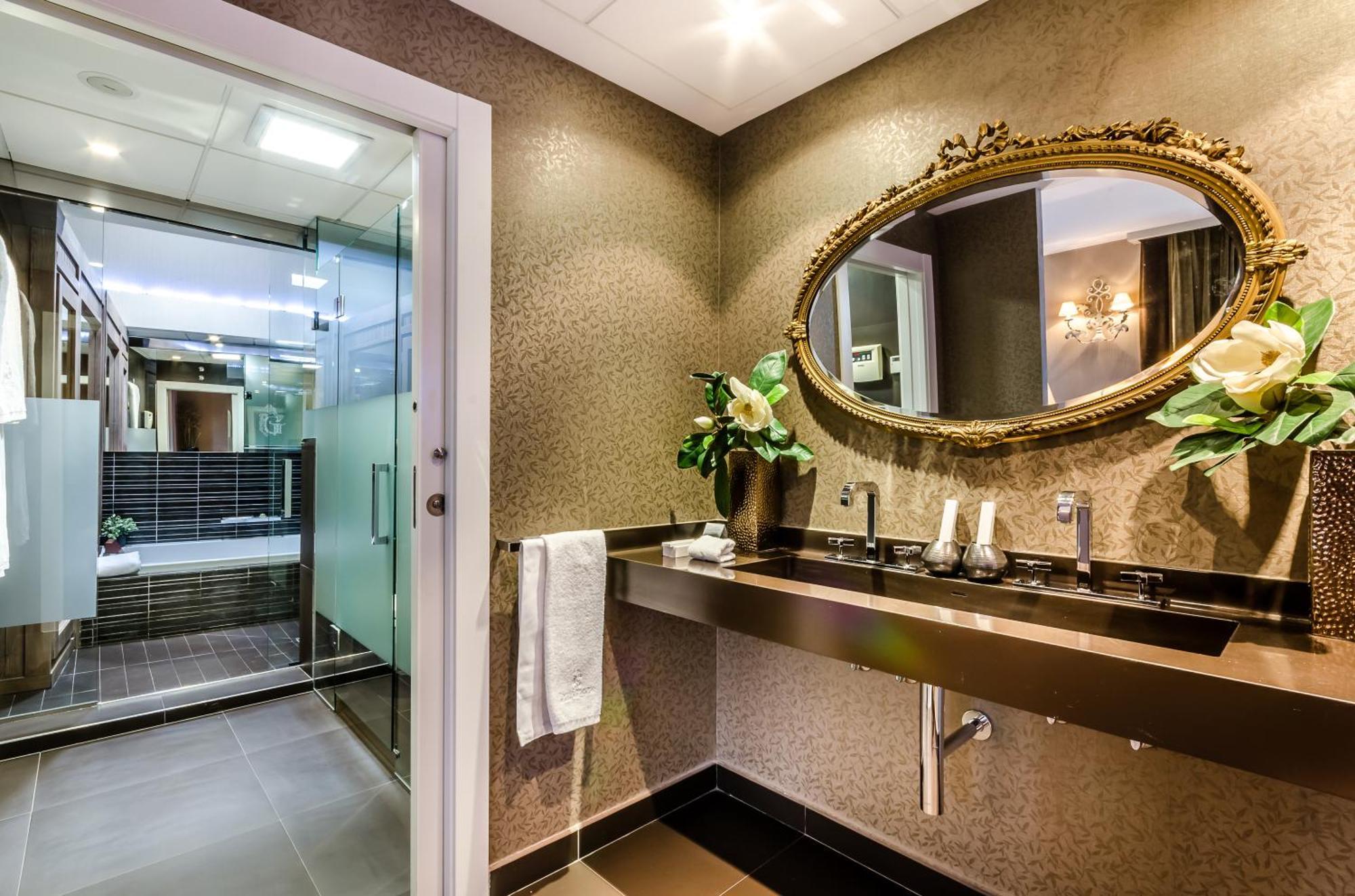 Suite Room