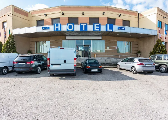 Hotel Emperatriz III Santa Marta de Tormes